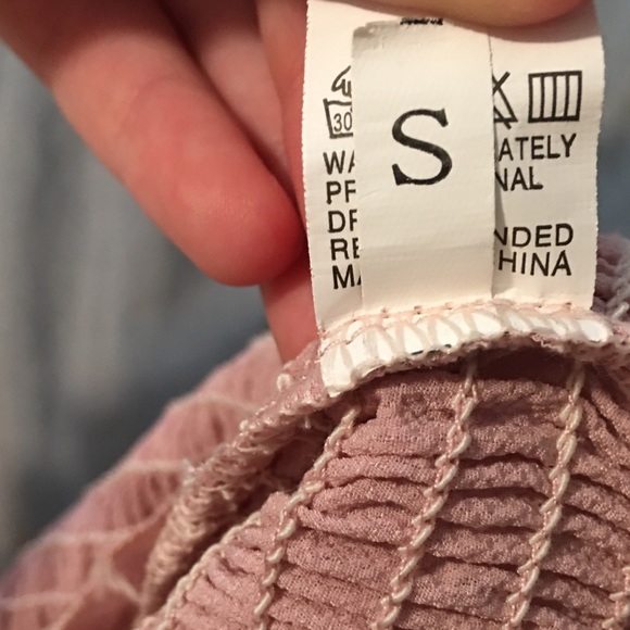 Light pink ruffle cami top - Picture 3 of 5